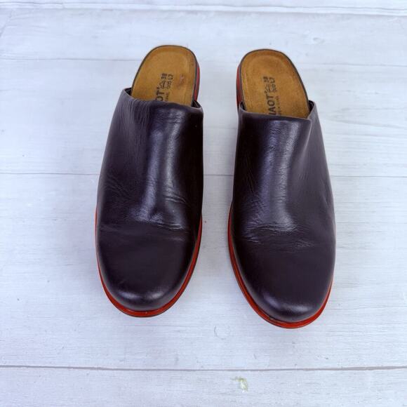 Naot Evening Mule Clogs Black EU 38 US 7.5 Madras Leather Red Accent Slip On - Picture 5 of 16